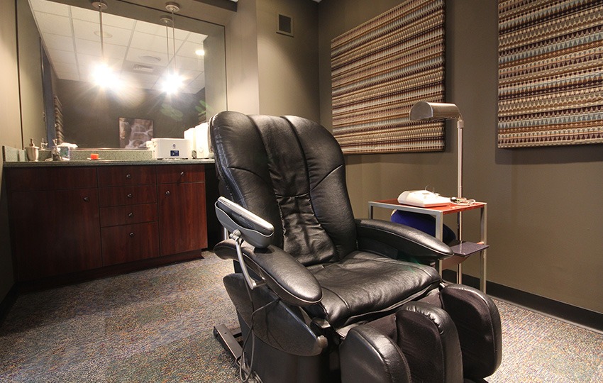 Relaxing massage dental chair